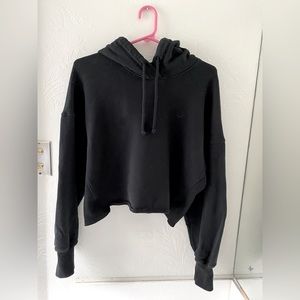 Hollister cropped hoodie size L